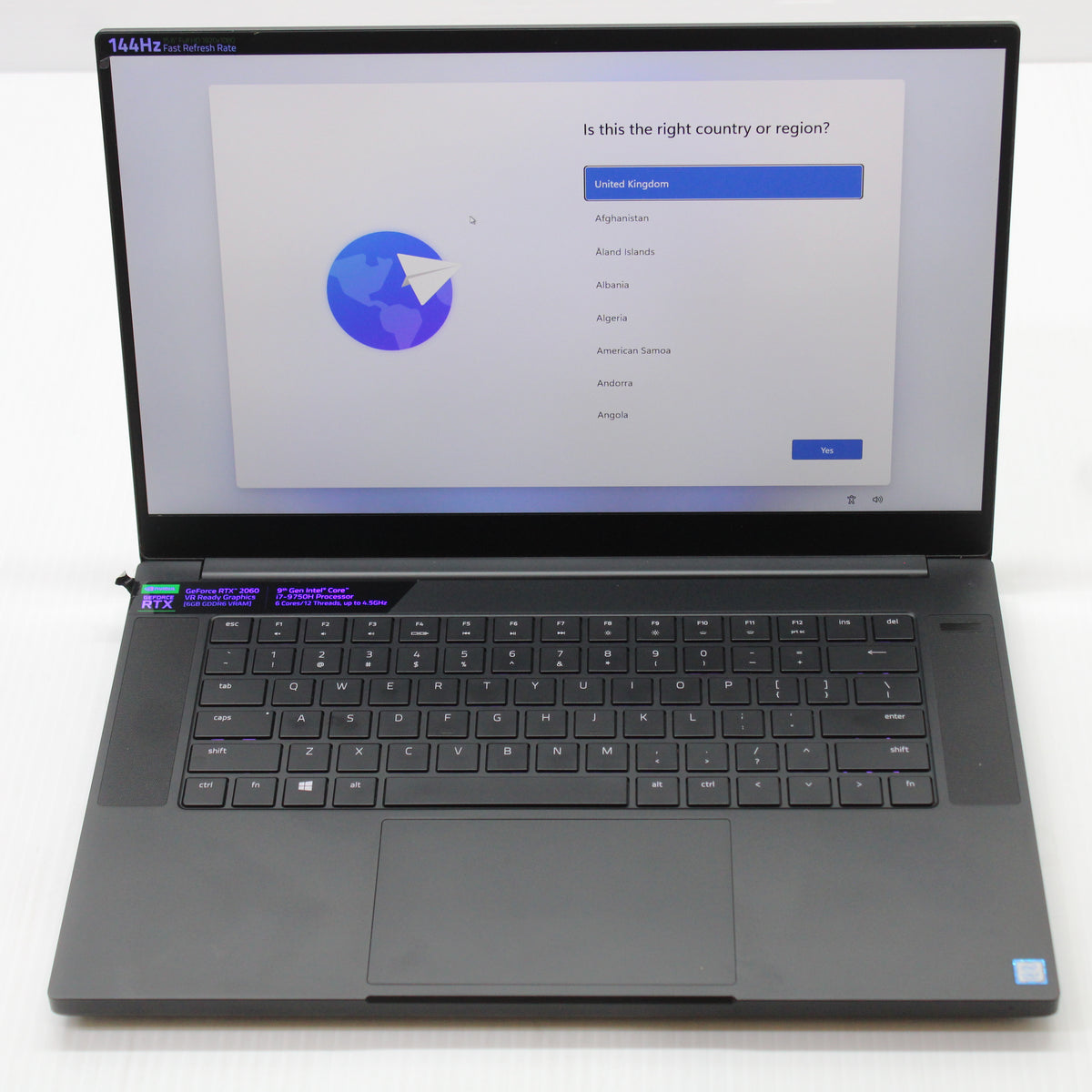 Razer Blade i7 Laptop 15.6 inch 16GB RAM 512GB NVMe Intel 9750H RTX 2060 144Hz