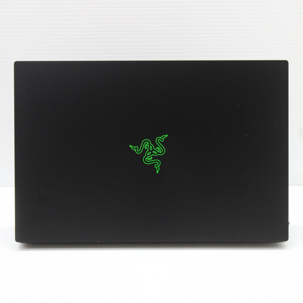 Razer Blade i7 Laptop 15.6 inch 16GB RAM 512GB NVMe Intel 9750H RTX 2060 144Hz