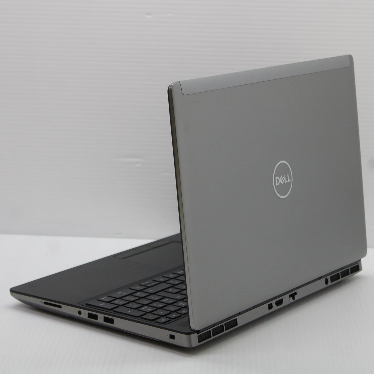 Dell Precision i7 Laptop 7550 15.6 in 16GB RAM 512GB NVMe 10750H Quadro T1000