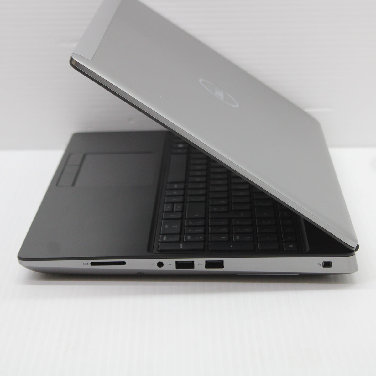 Dell Precision i7 Laptop 7550 15.6 in 16GB RAM 512GB NVMe 10750H Quadro T1000