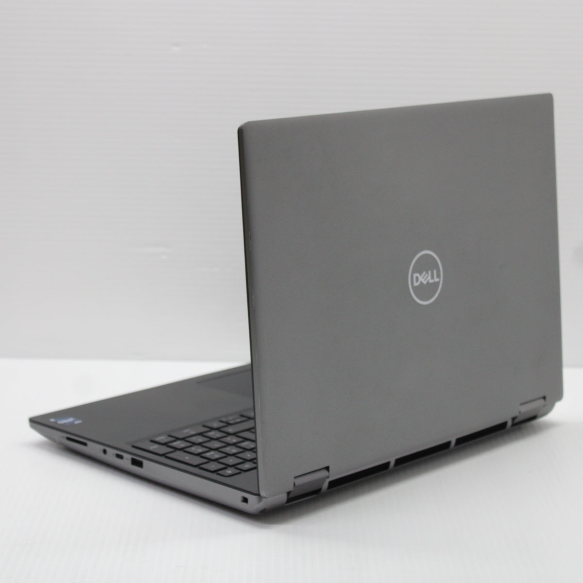 Dell Precision i7 Laptop 7670 32GB DDR5 RAM 512GB NVMe Intel 12850HX RTX A3000