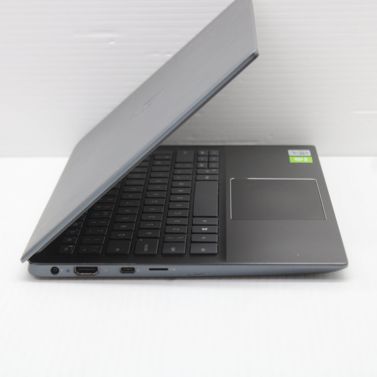 Dell Vostro i7 Laptop 5391 8GB RAM 512GB NVMe SSD Intel 10510U MX250 Windows 11