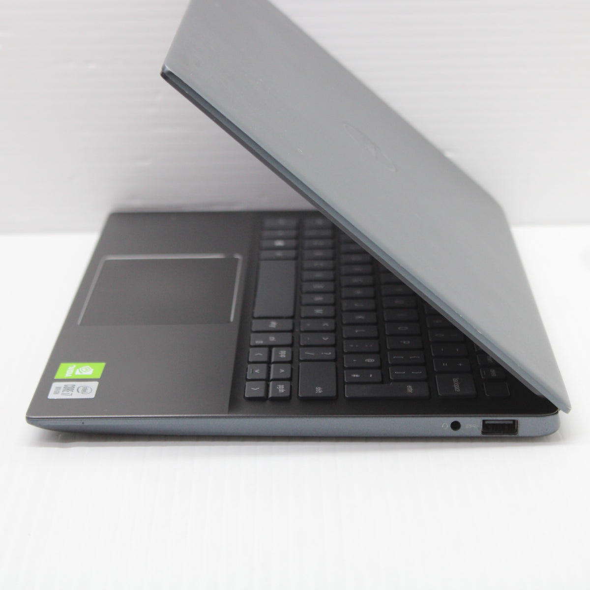 Dell Vostro i7 Laptop 5391 8GB RAM 512GB NVMe SSD Intel 10510U MX250 Windows 11