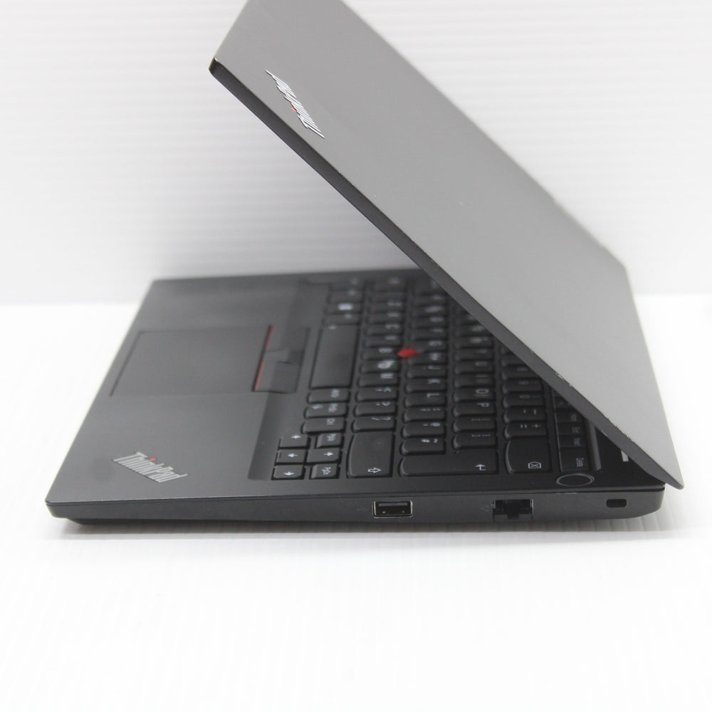 b1c955b2b88e943641bd91f9c2743cd9