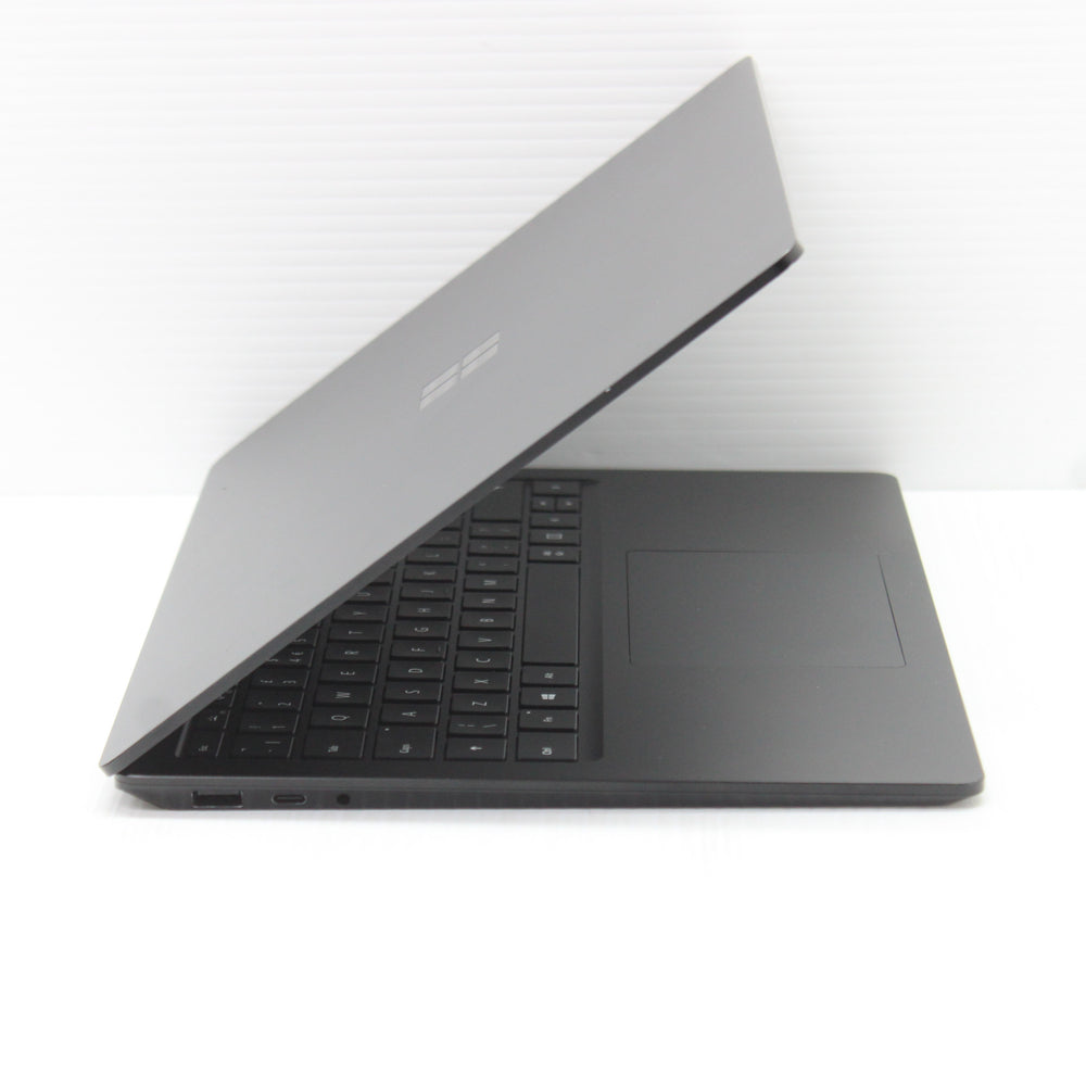 9782ae3c9bdaec46c4eed1a099adbc99