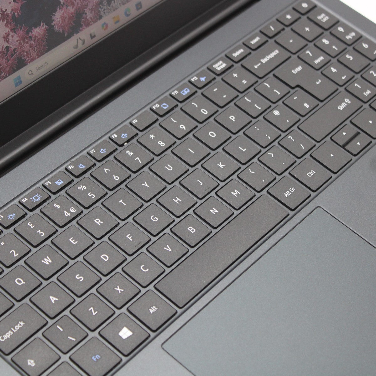 fee891fd80436e3ca9d7c2027245cd24