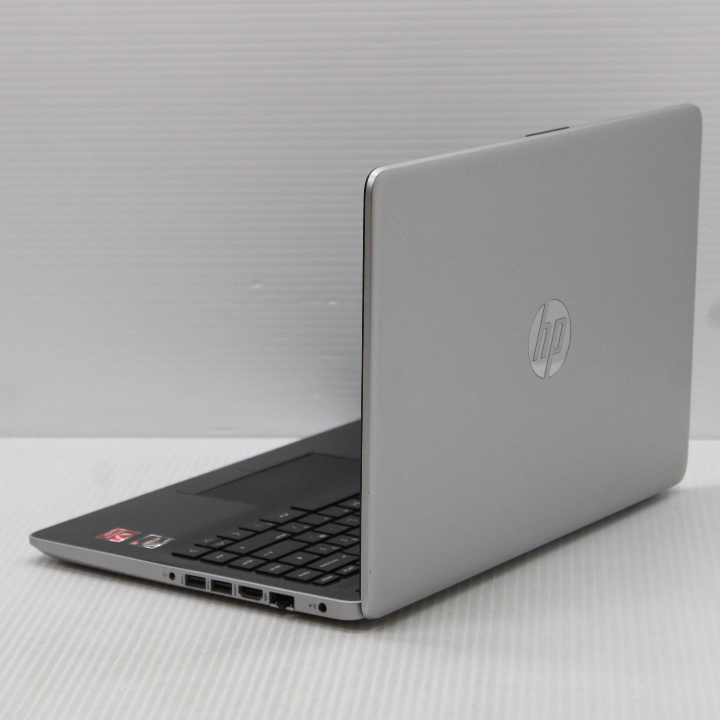 HP Ryzen 5 Laptop 14 inch 2.10GHz 8GB RAM 256GB SSD AMD 3500U Windows 11 USB 3.0