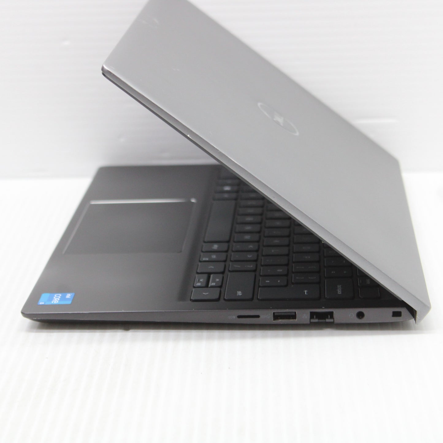 a550d60f41f9cb72bc81b7b31825cdf3