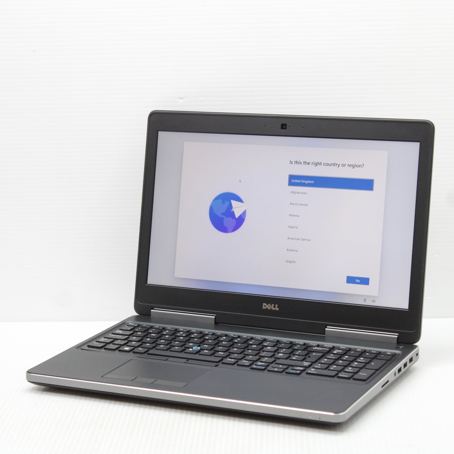 Dell Precision i7 Laptop 15.6 in 7520 24GB RAM 1TB NVMe Intel 7920HQ Working