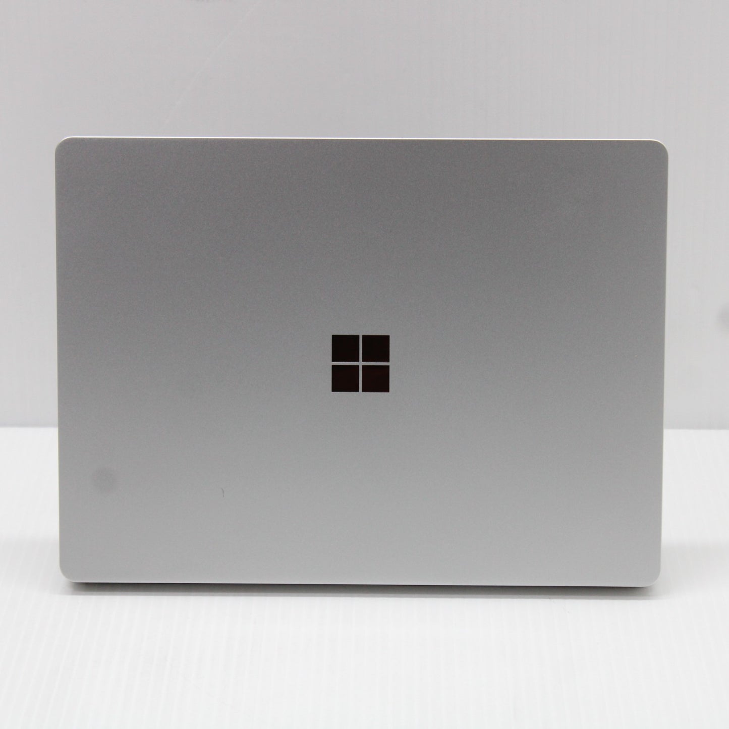 12b0bbda29638d4fa31398517c3ef565