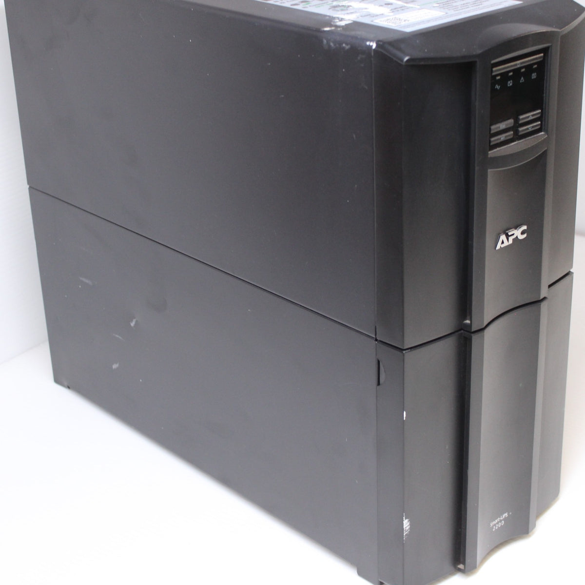 APC SMT2200IC Smart UPS 2200 VA Tower 8x C13, 1x C19, USB  NO batteries included