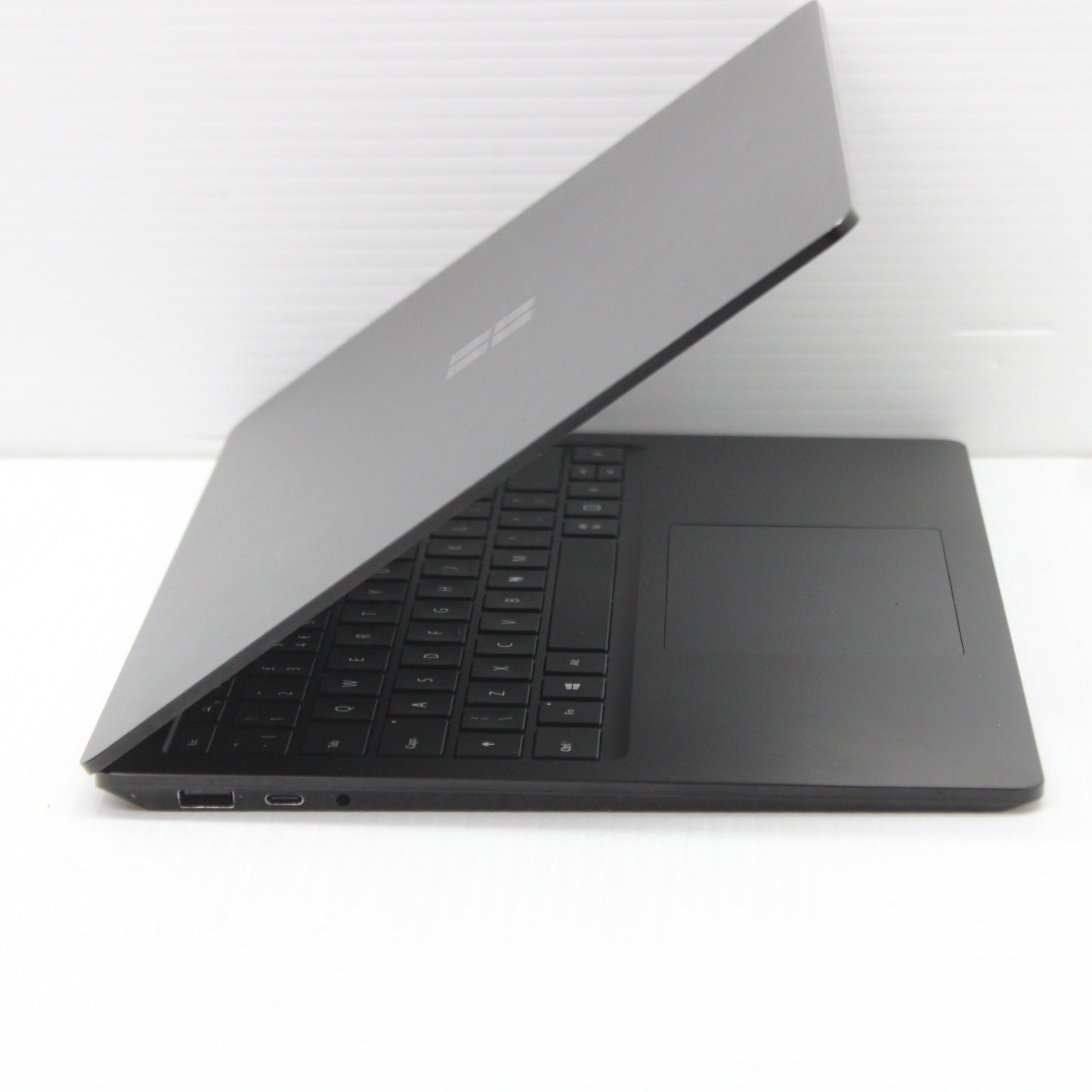 fd1c69ba5a06402d3feeb757e2cf9e03