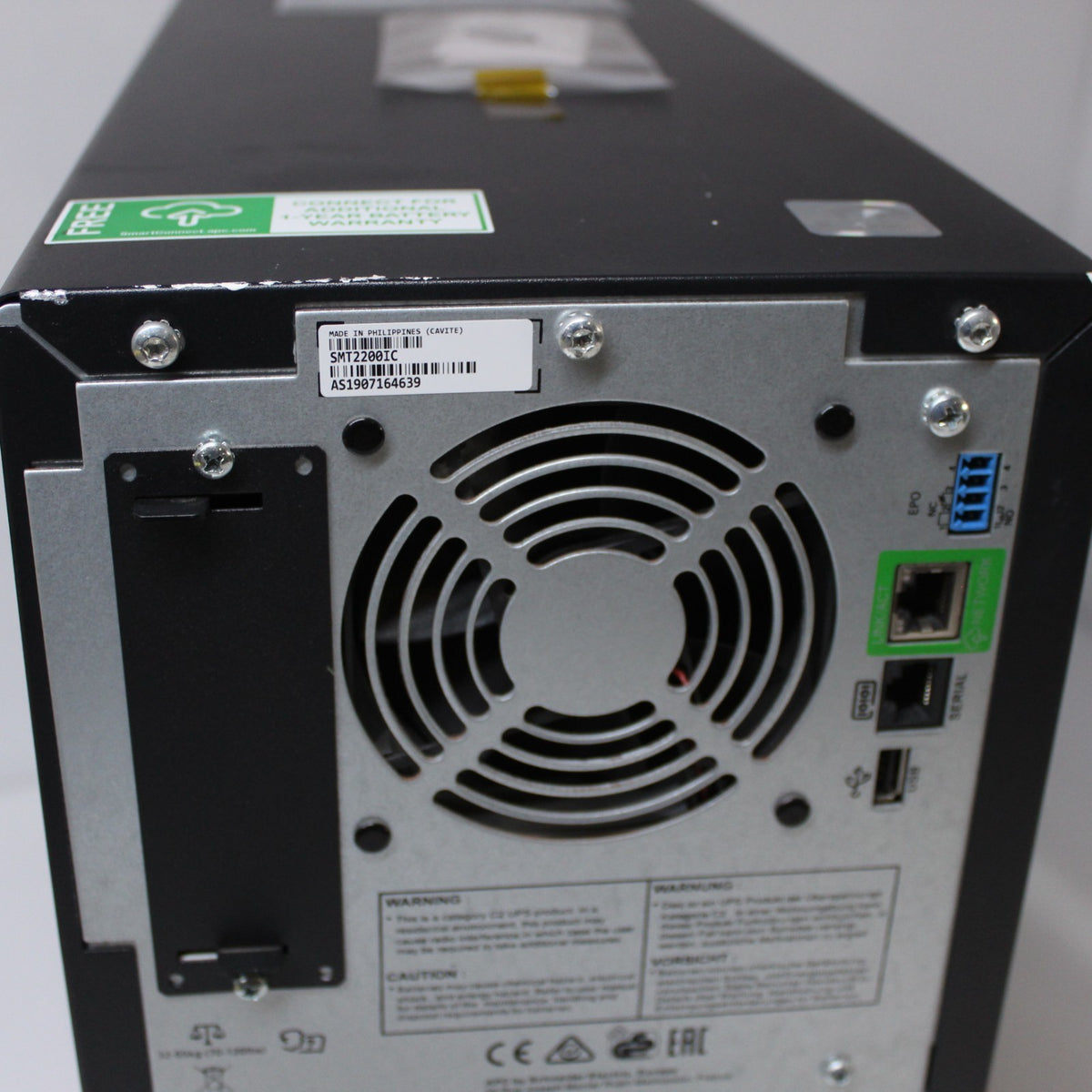 APC SMT2200IC Smart UPS 2200 VA Tower 8x C13, 1x C19, USB  NO batteries included