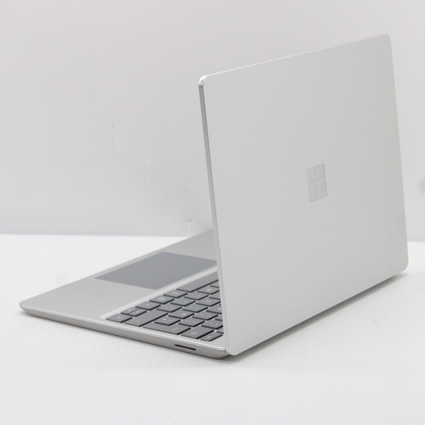 c263a8eb4e9534fcb237eeed43279886