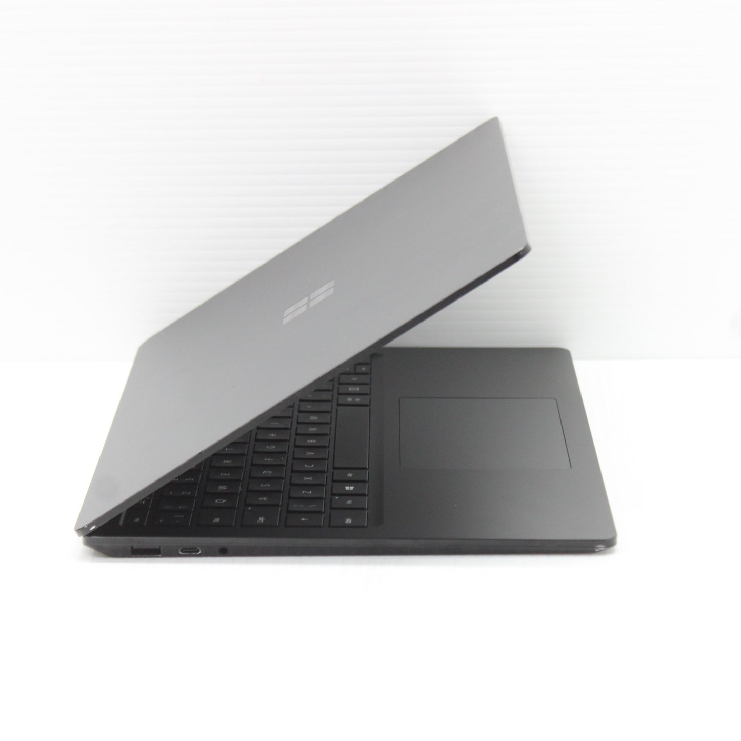 dbe4b933fd8da54488abc043d28a1045