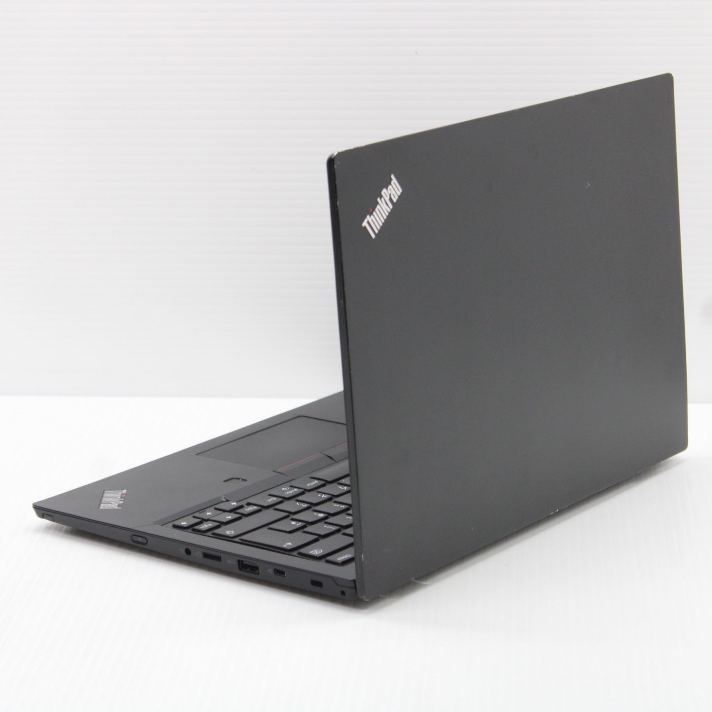 5389e0ad1bc00eee8d1b22a5032b9a5a