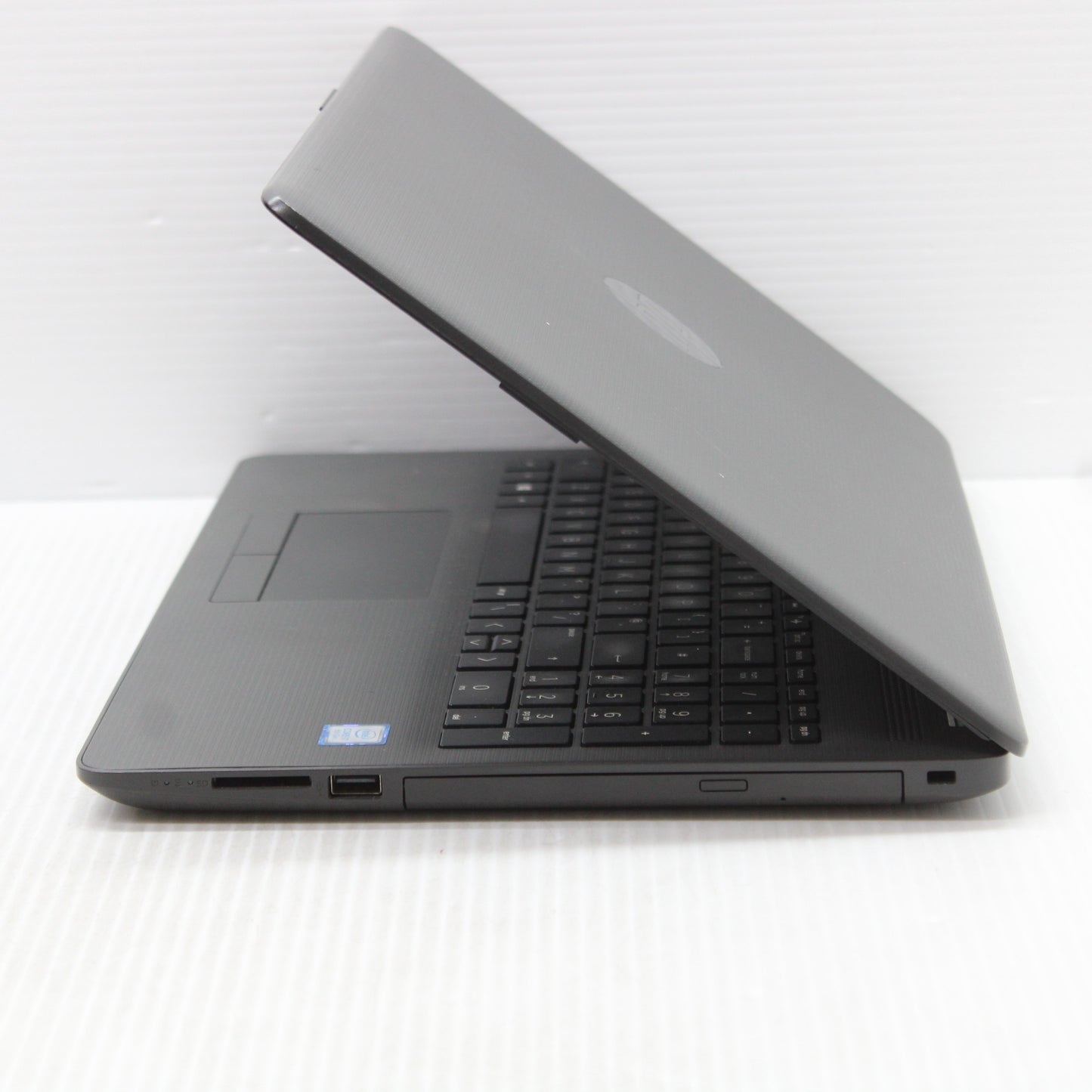 HP NoteBook i7 Laptop 15.6 in 250 G7 8GB RAM 256GB SSD Intel 8565U Windows 11