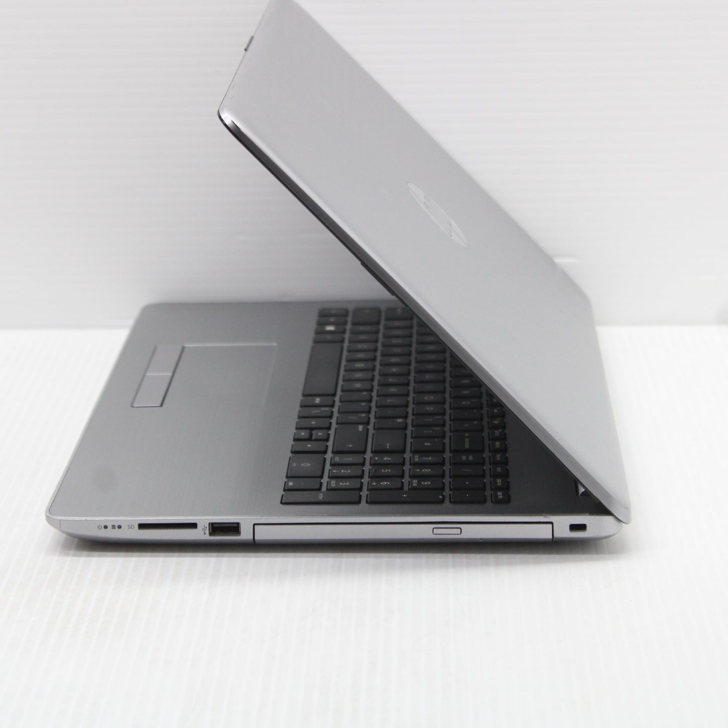 d80a3df40946ff49cba3737873c0e0be