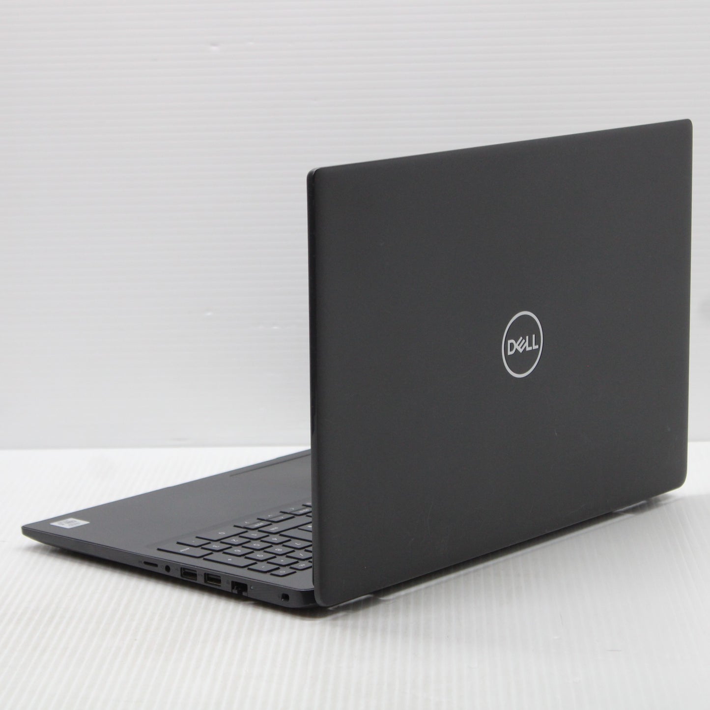 Dell Latitude i5 Laptop 15.6 in 3510 16GB RAM 256GB NVMe Intel 10210U Windows 11