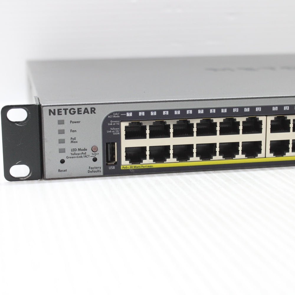 Netgear ProSafe GS752TP Smart Switch 48 Port 1Gbps Gigabit PoE and 4 Gb SFP
