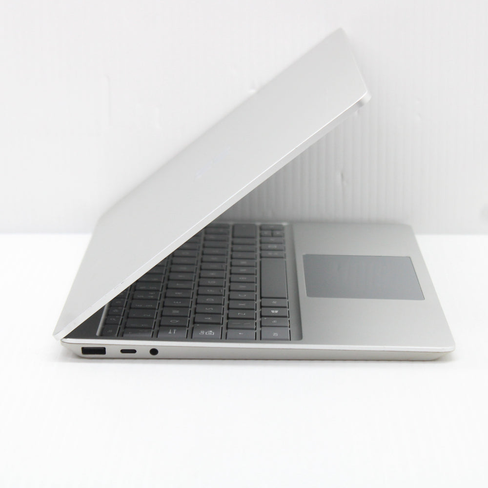 52d0e1f9de9e31bda6d16d081abc6c3b